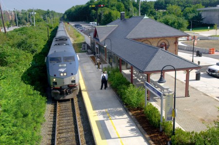 amtrak downeaster at the UNH Durham station and Dairy Bar