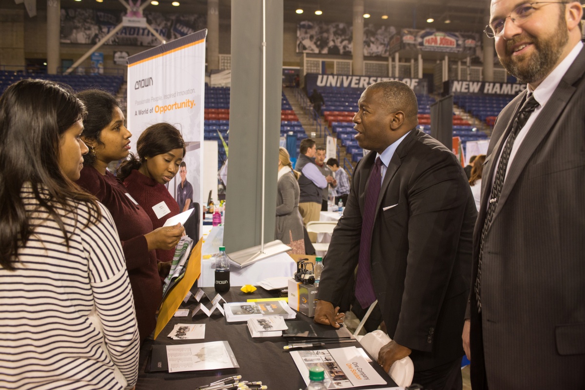 Students talk with employers at UNH Career and Internship Fair