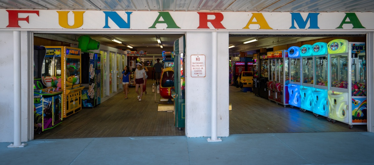Hampton Beach arcade entrance