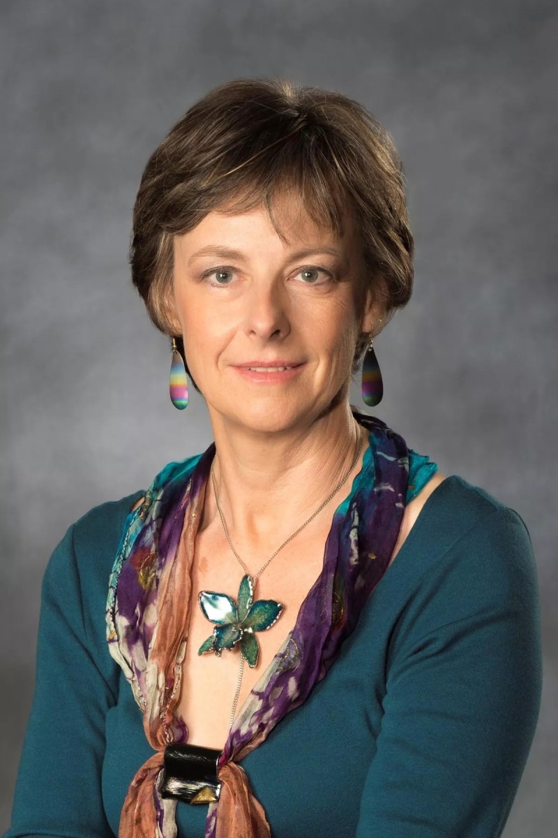 A photo of COLSA professor Bonnie Brown