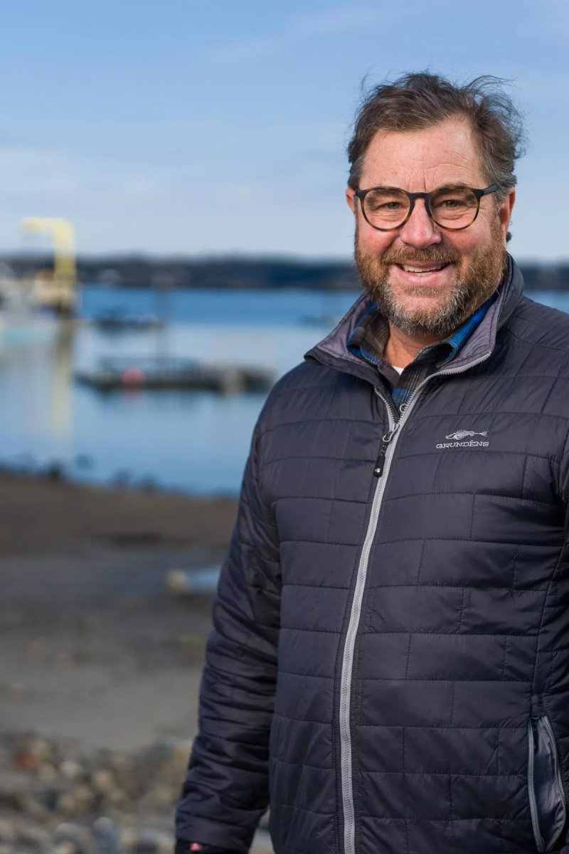 a photo of unh researcher Michael Chambers