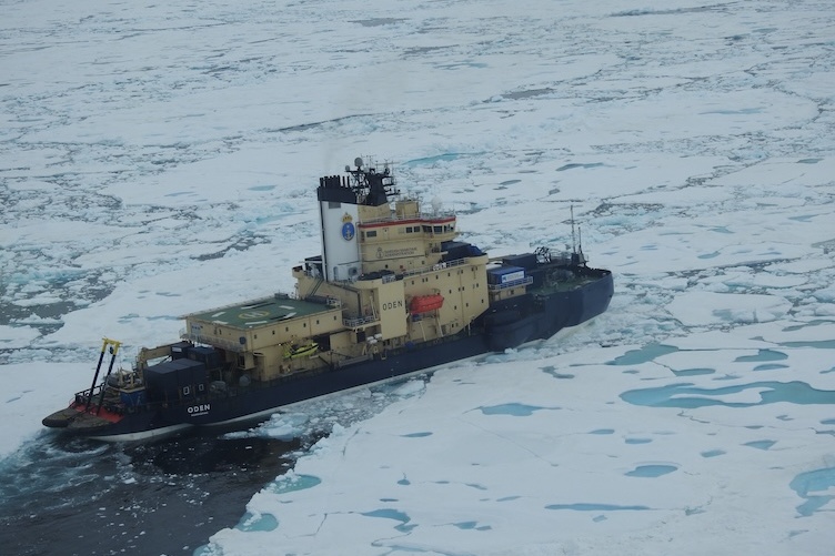 Swedish icebreaker ODEN in the water