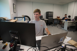 Matt Griswold '18 at the UNH Makerspace
