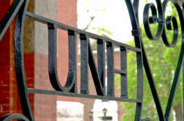 UNH Rail detail on campus